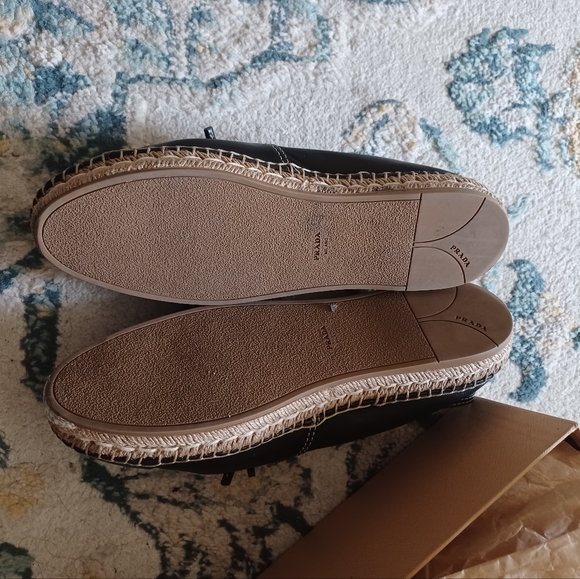 Prada shoes - Picture 6 of 10